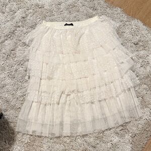 BCBGMaxAzria Cream Layered A-Line Skirt